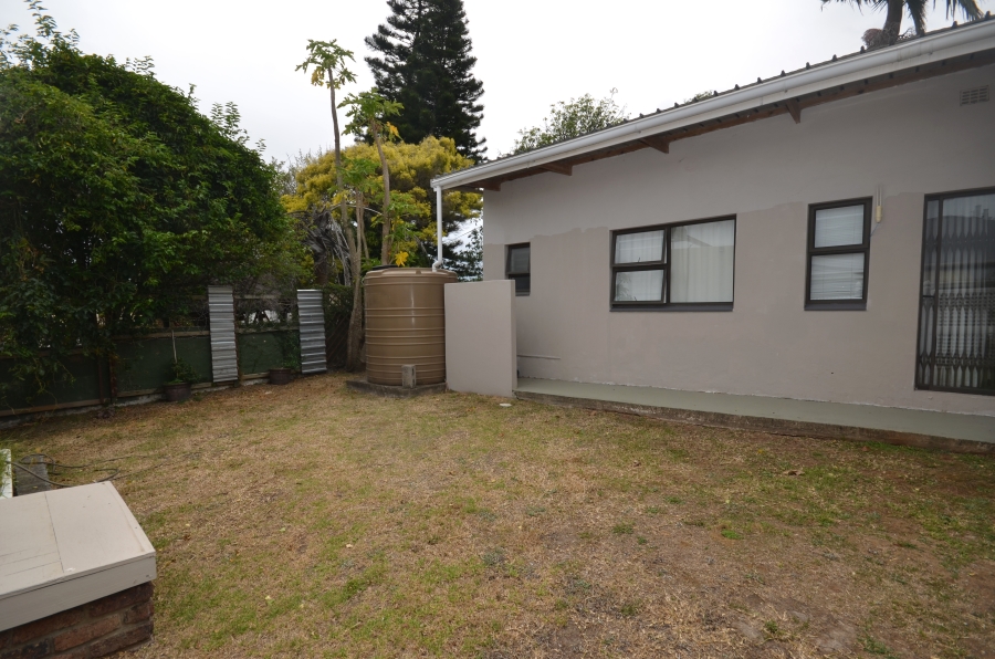 5 Bedroom Property for Sale in Bonnie Doone Eastern Cape